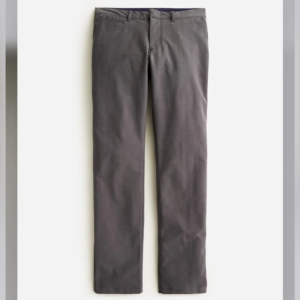 NWOT J crew 484 Slim-fit midweight tech pant carbon grey
